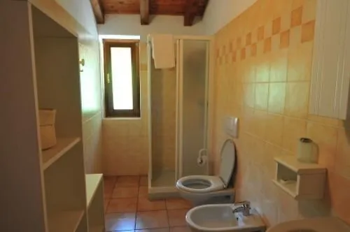 Agriturismo La Fonte Di Mariella Gravedona