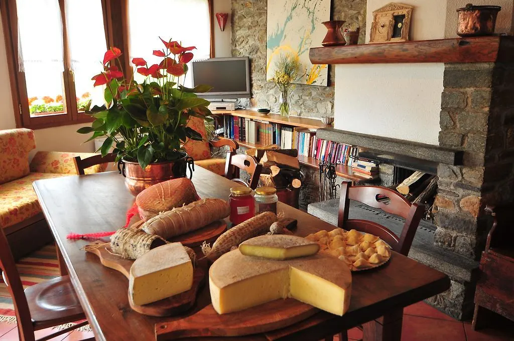 Agriturismo La Fonte Di Mariella Guest House Gravedona