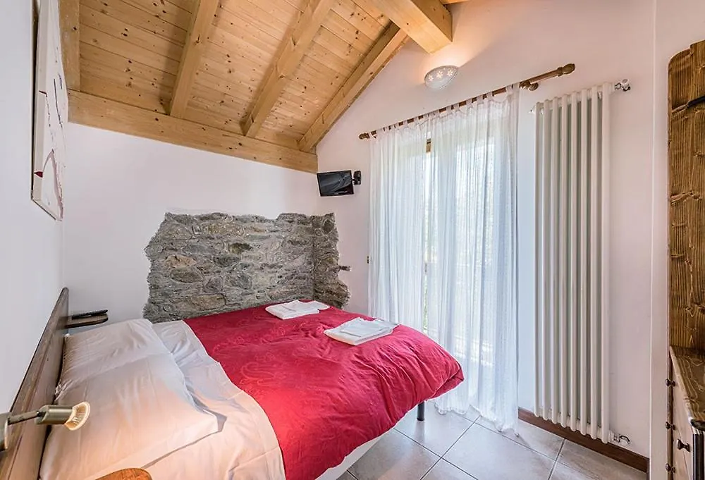 Agriturismo La Fonte Di Mariella Guest House Gravedona