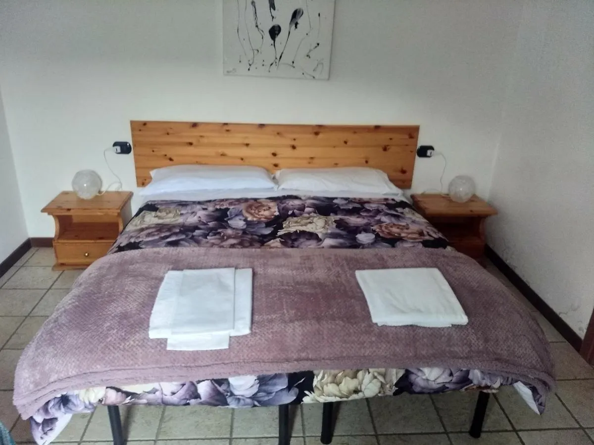 Country house Agriturismo La Fonte Di Mariella Gravedona Italy