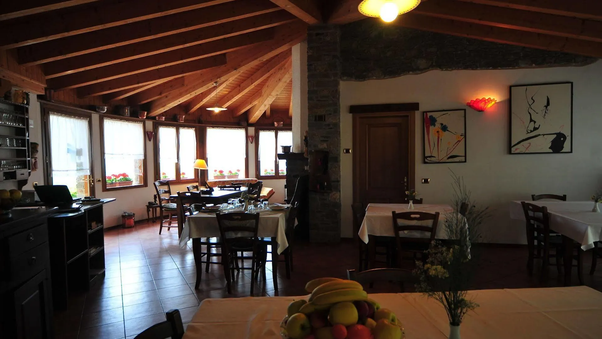 Agriturismo La Fonte Di Mariella Gravedona 0*,